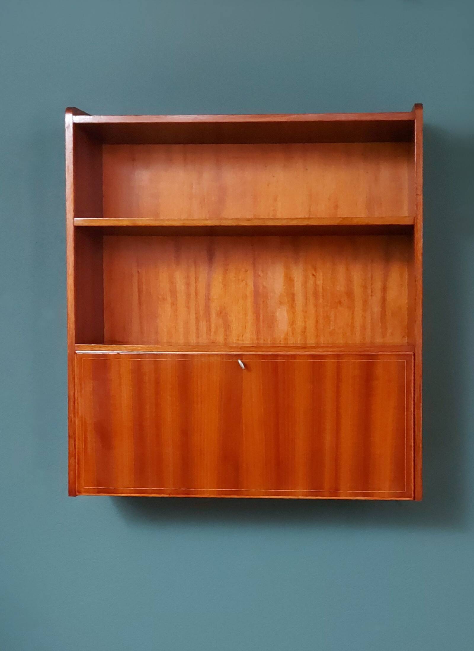 Danish hanging bookcase - Secretary 1960s