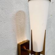 Applique en laiton et opaline, 1950