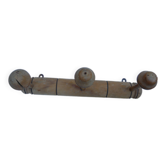 Wooden wall coat rack turned in imitation of bamboo, 3 hooks, 1900s