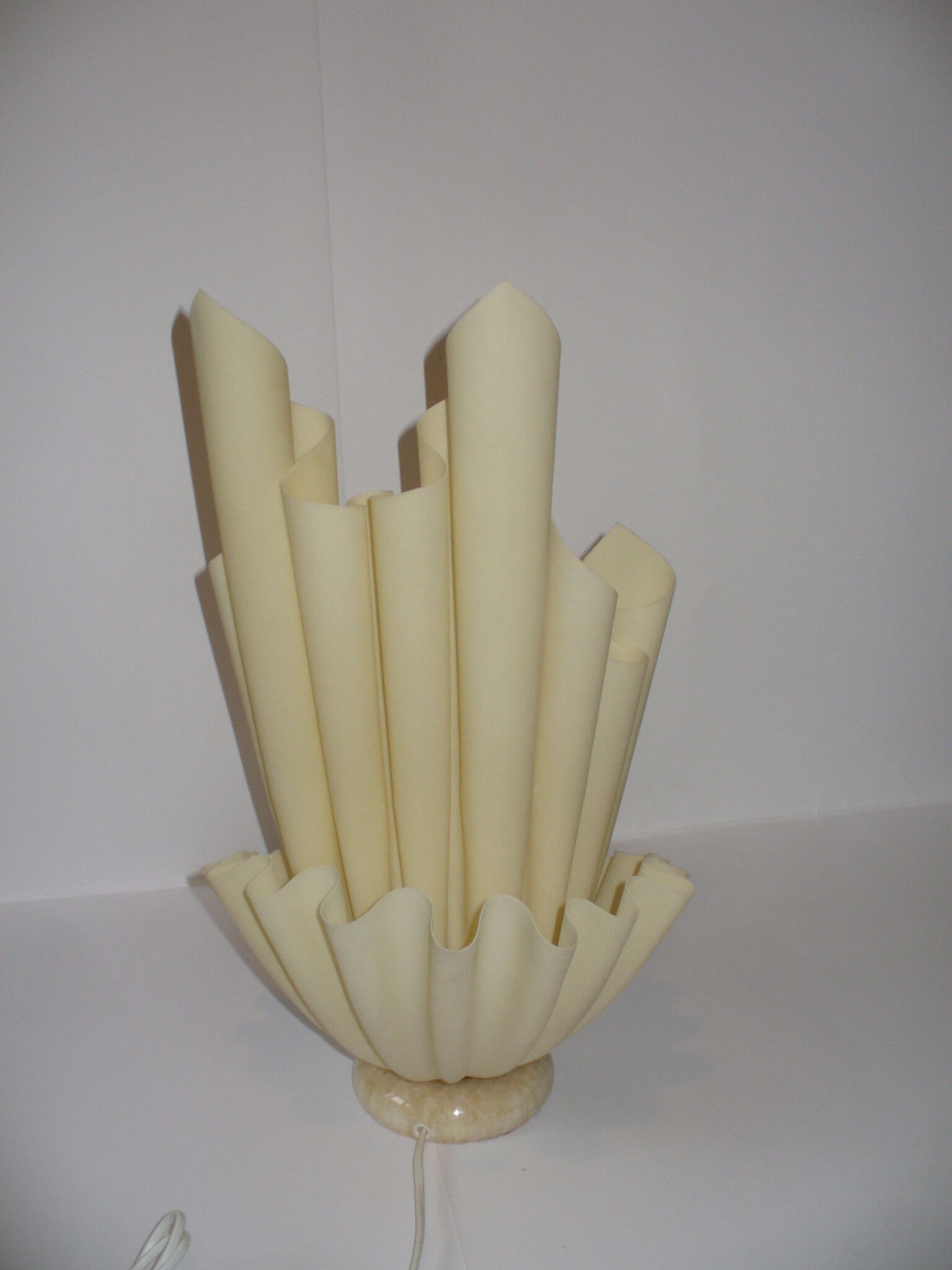 Corolla lamp from the 70s