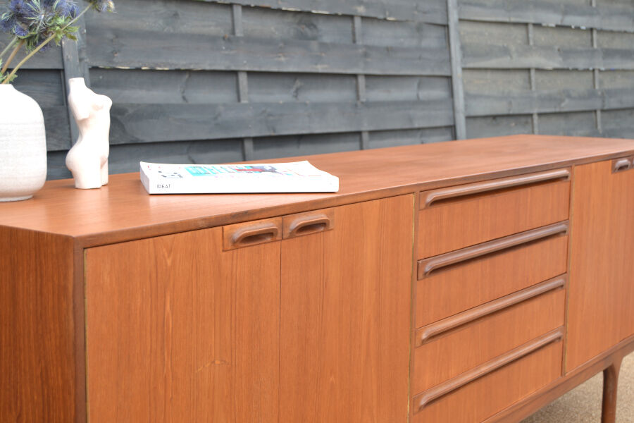 Enfilade par McIntosh * 213cm