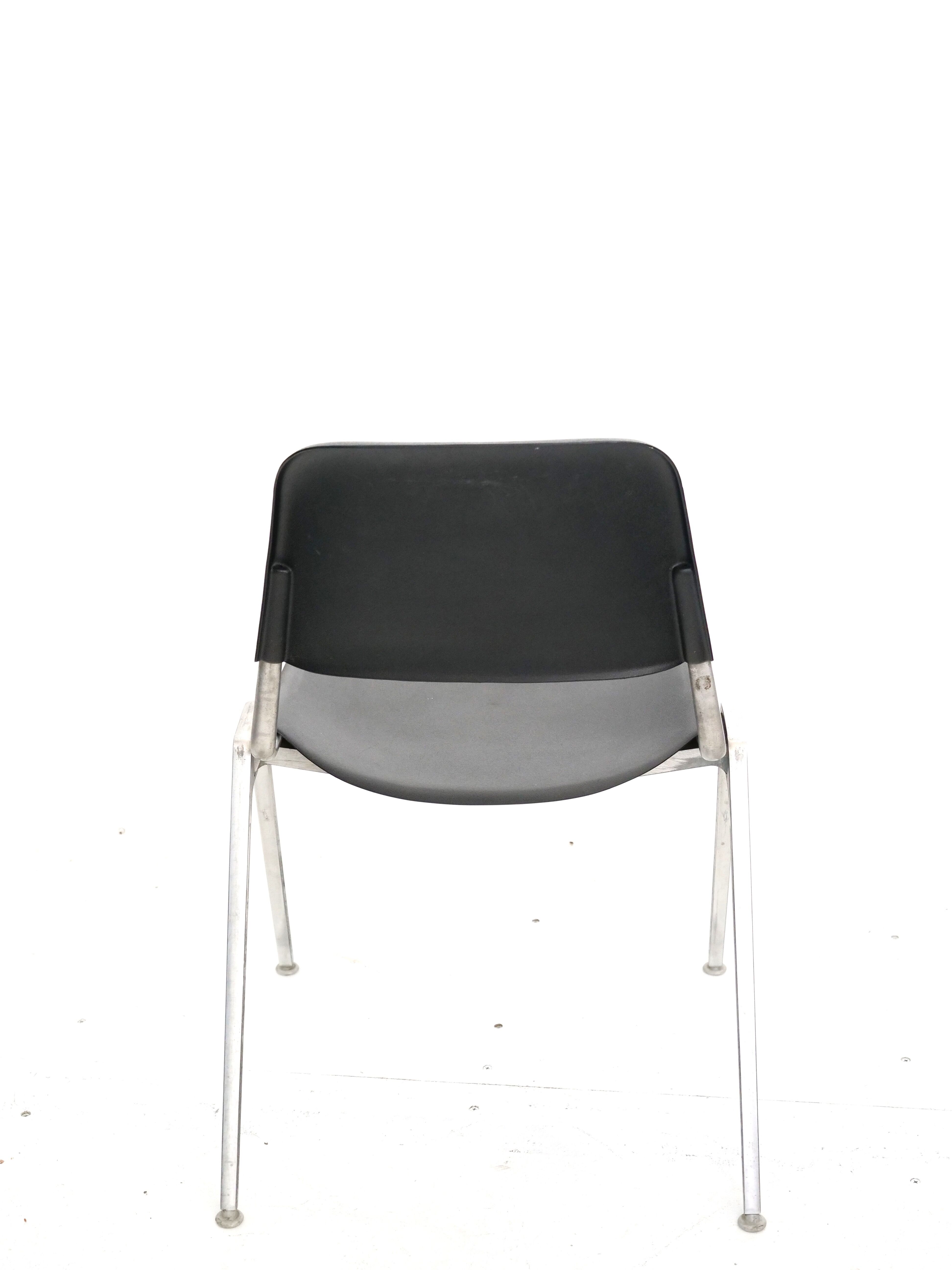 Chaise modèle 1601 design Don Albinson édité par knoll