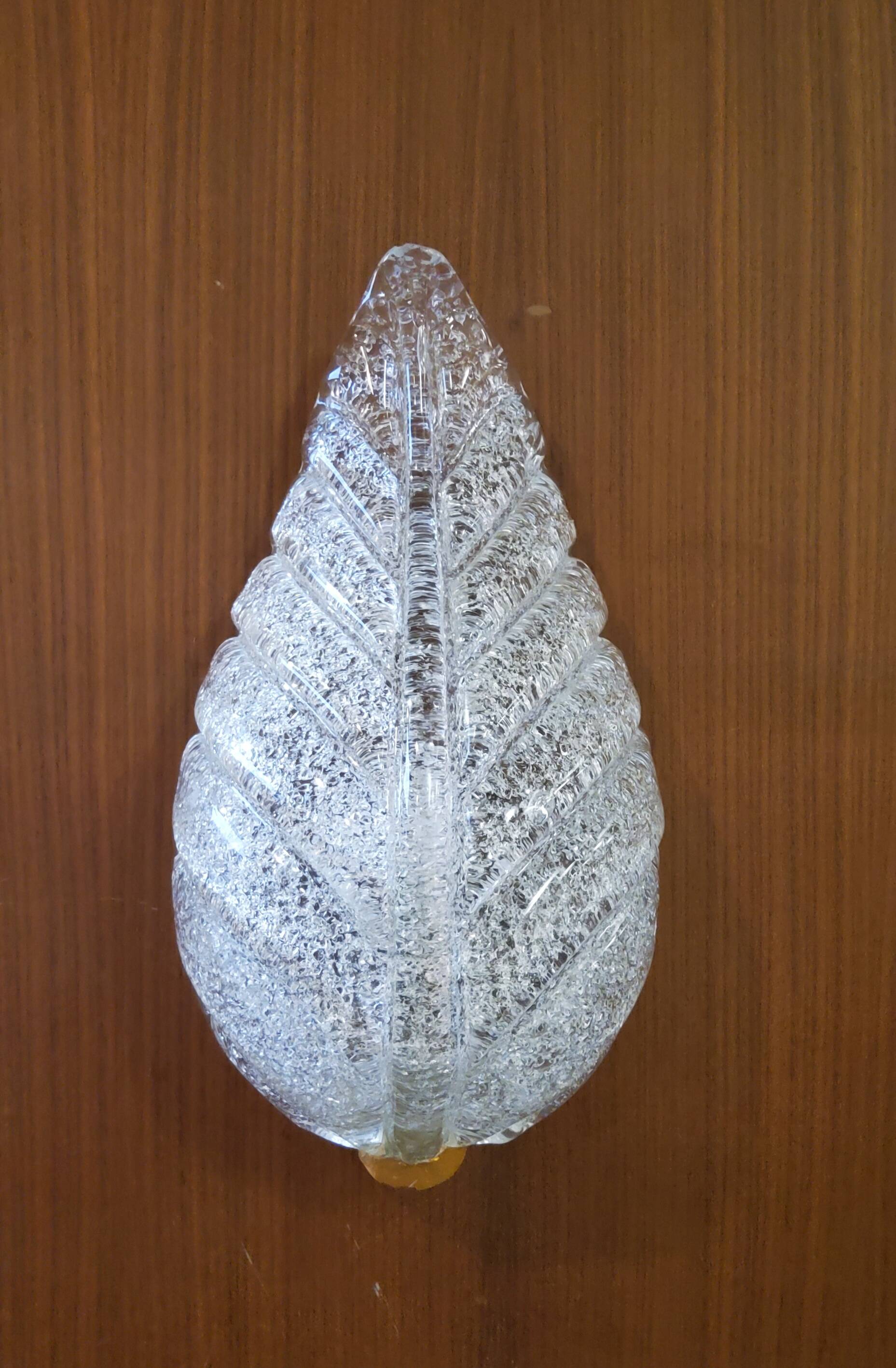 Murano, leaf sconces in worked transparent glass, 1940s