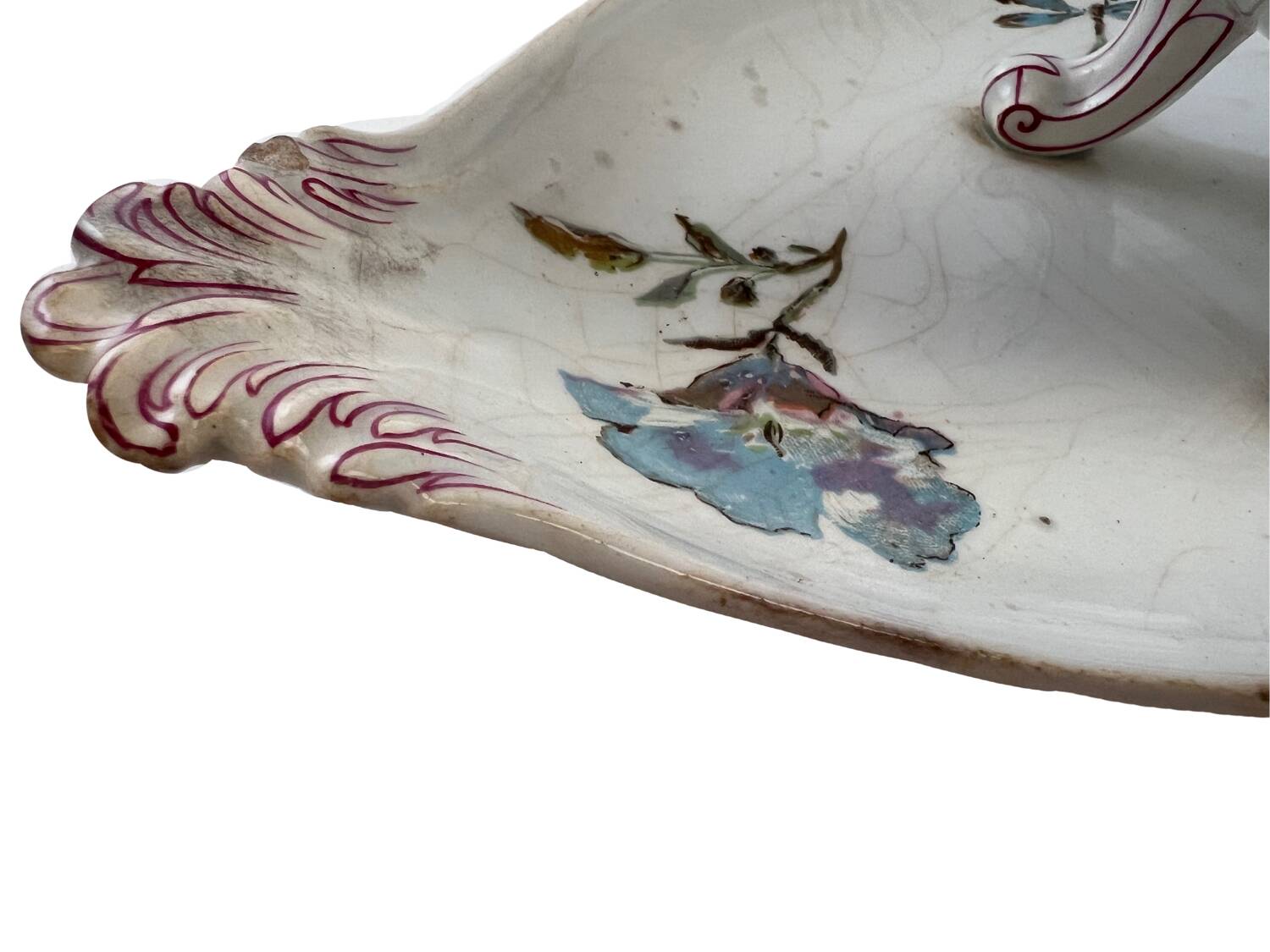 Gravy boat with its Luneville frame