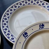 6 mismatched vintage flat plates in blue and white porcelain