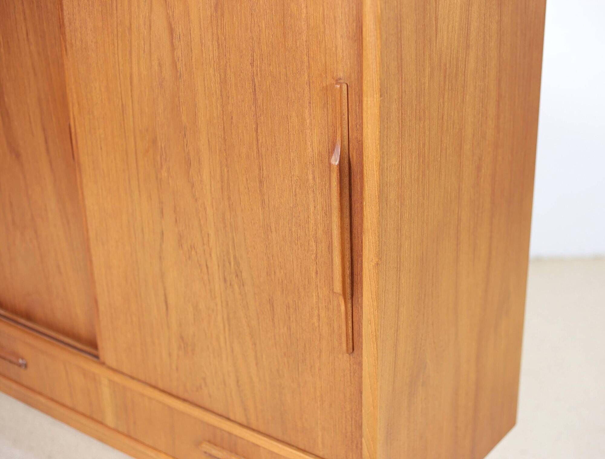 Enfilade haute en Teck