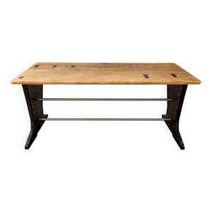 Table industrielle –