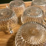 6 tasses à café en verre ciselé vintage en très bon état