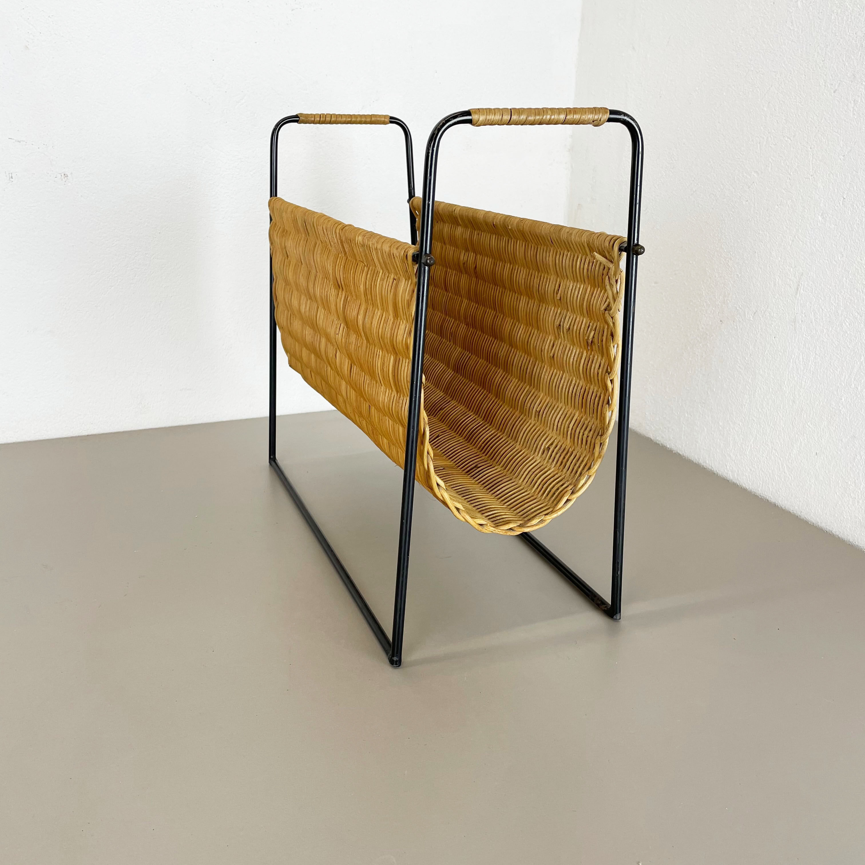 Aubock Style Mid-Century Rattan Bauhaus Magazine Holder, France, 1950s