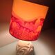 Lampe ovoïde en pierre sculptée et abat jour imprimé / vintage années 60-70