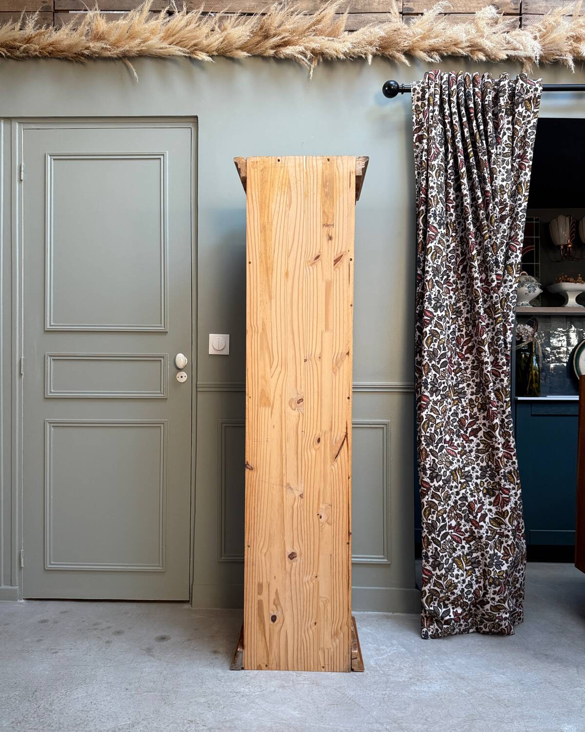 Small vintage bookcase in solid pine