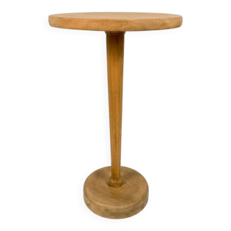 Guéridon - small round table in walnut