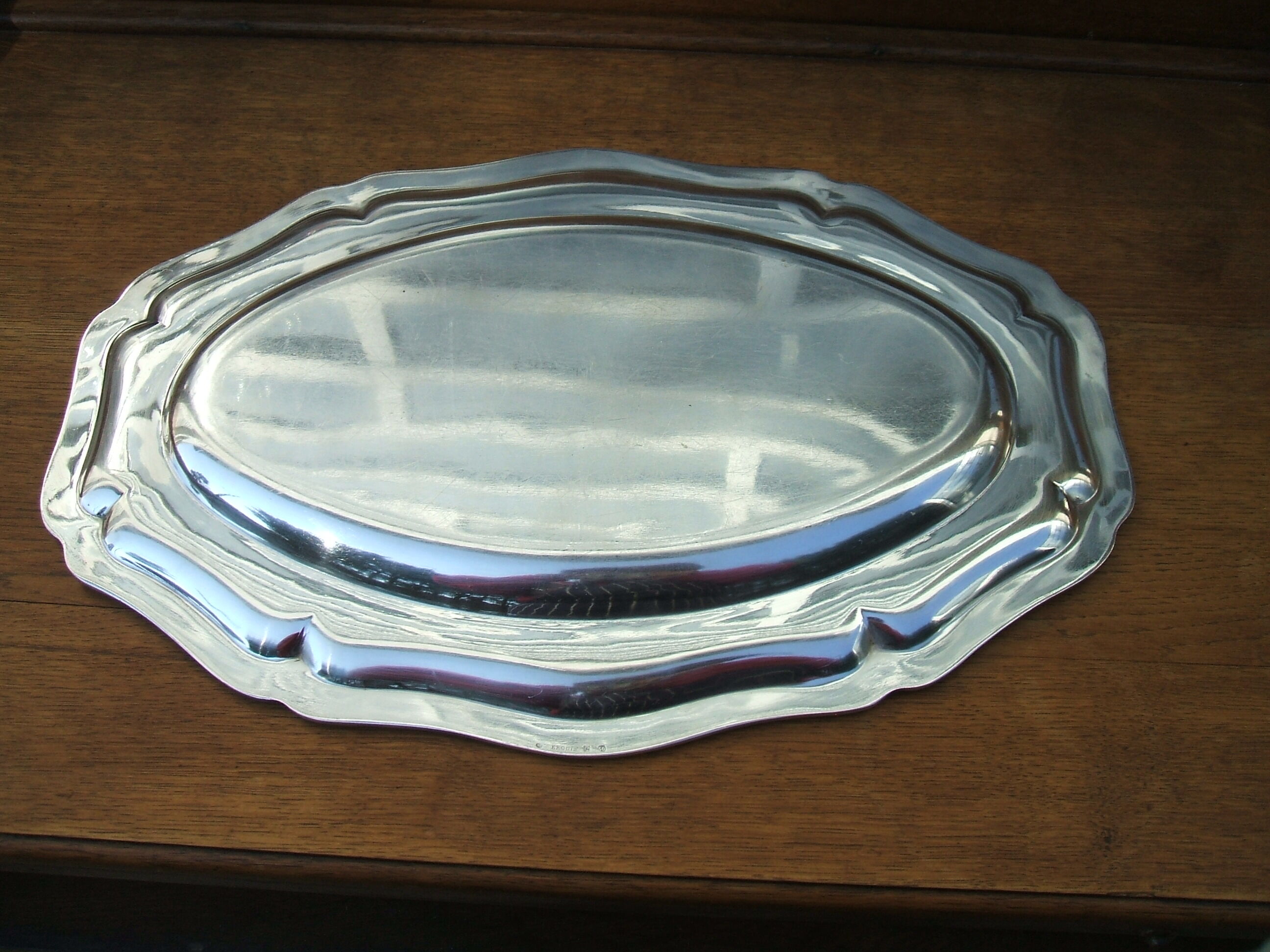 SILVER METAL OVAL DISH