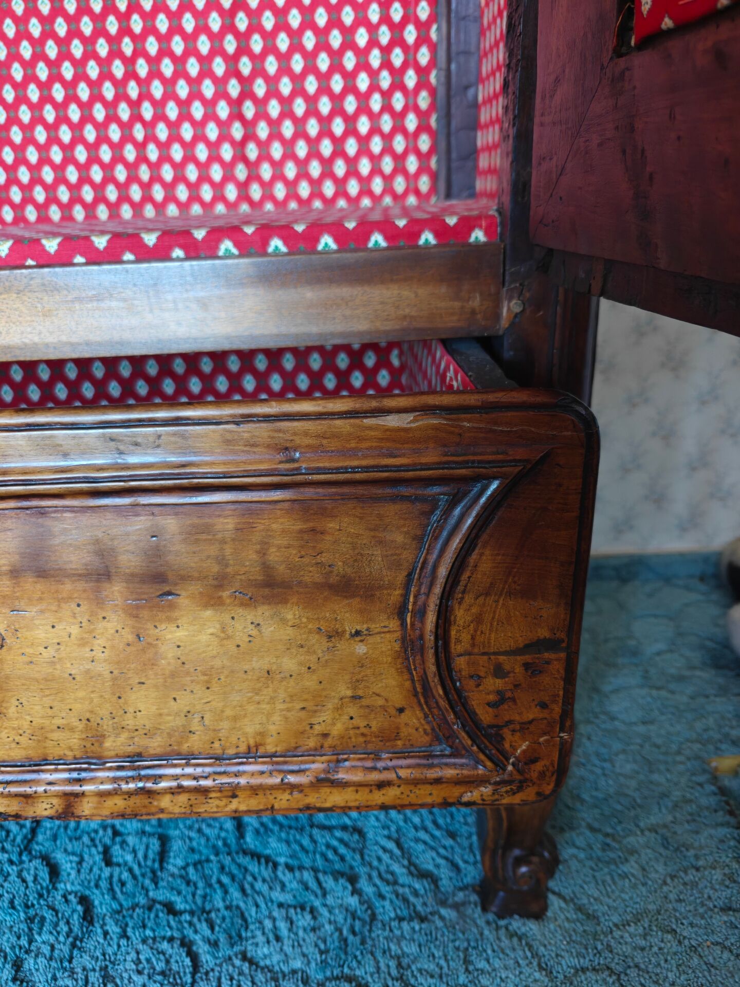 Provencal wardrobe from the Regency period