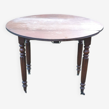 Country table with folding sides