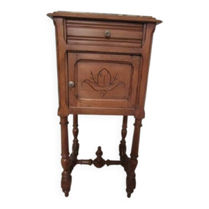 Chevet sur pieds cannelés - 1900s