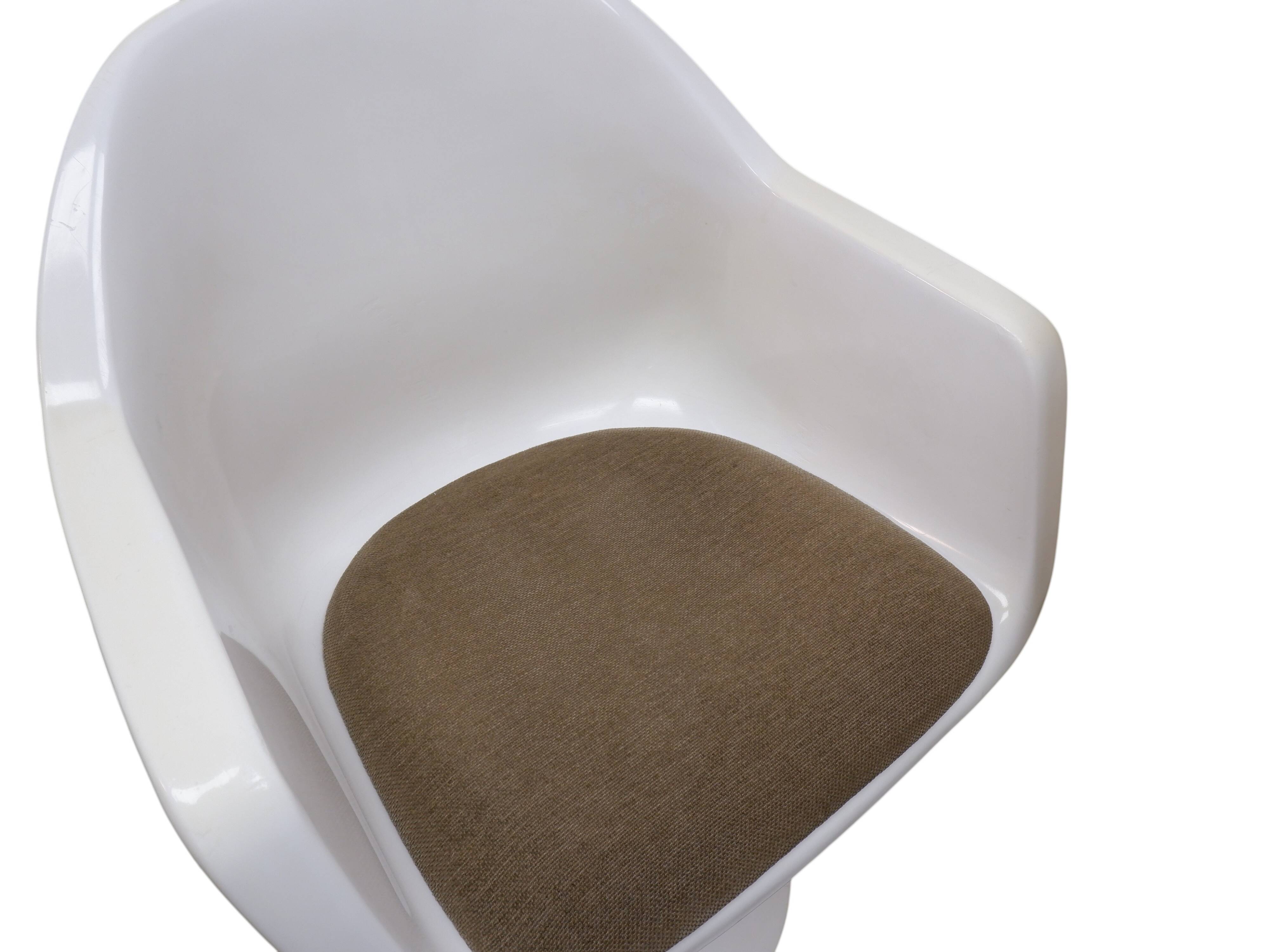 Ensemble de 4 chaises pivotantes par OWI, années 1970