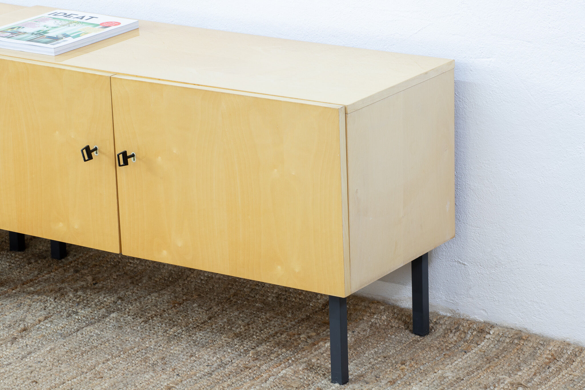 Vintage Scandinavian Row – 210 cm