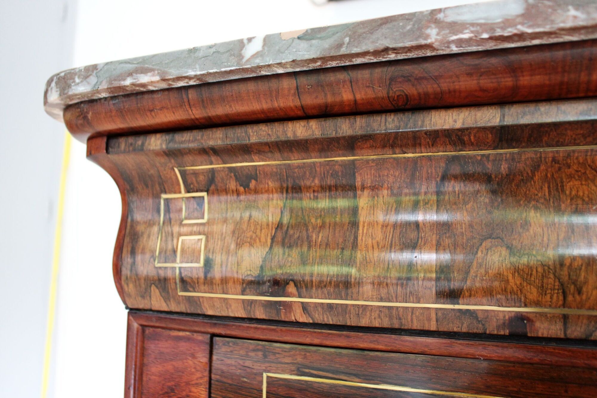 Parisian chest of drawers in mahogany, Charles X style, nineteenth.