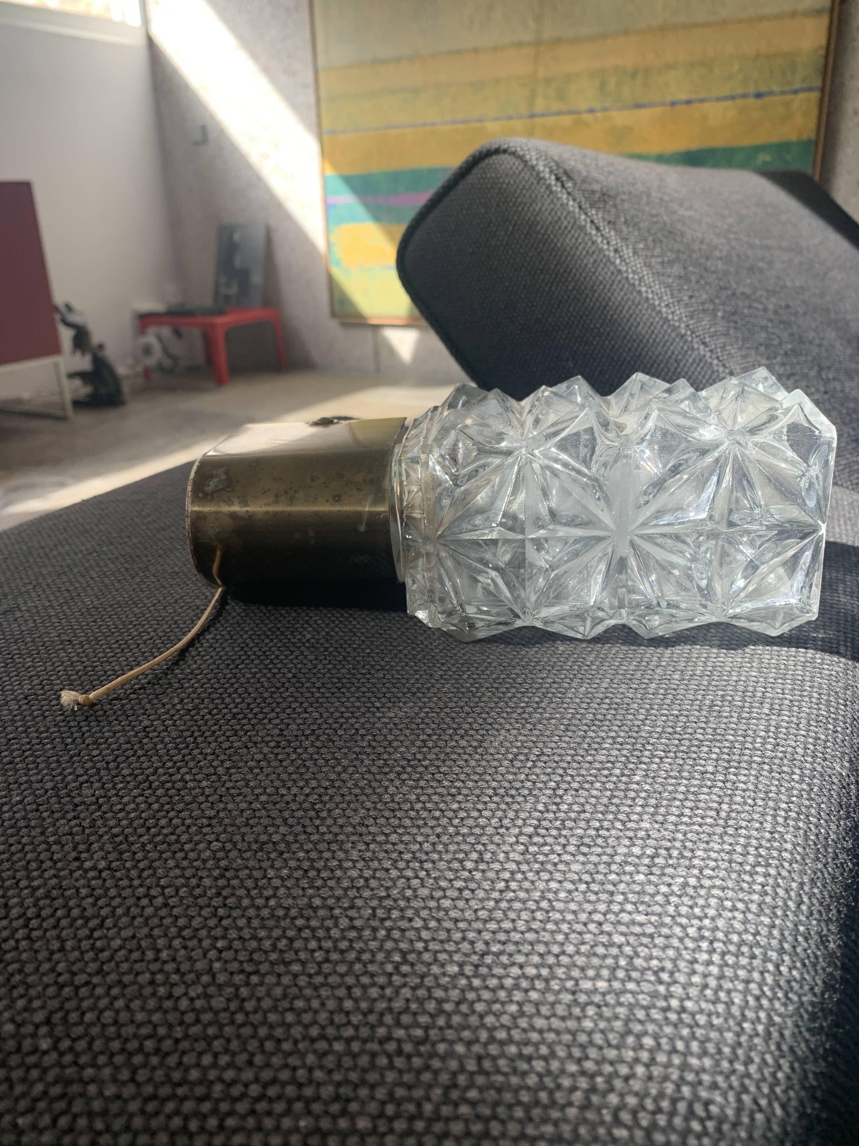 Wall lamp in glass and brass 60s