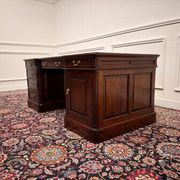 Bureau partenaire anglais classique en cuir vert