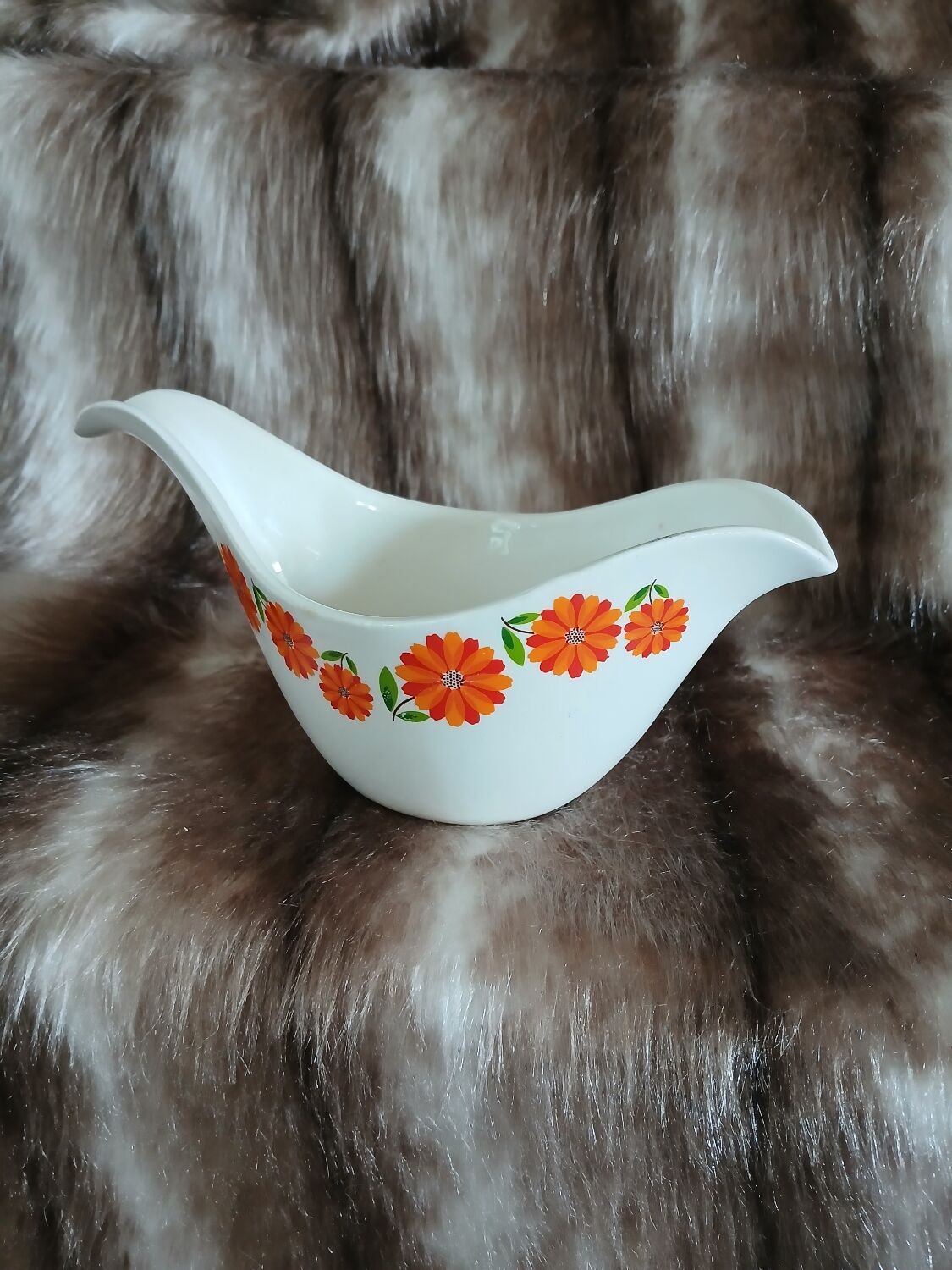 Old sauceboat Moulin des Loups