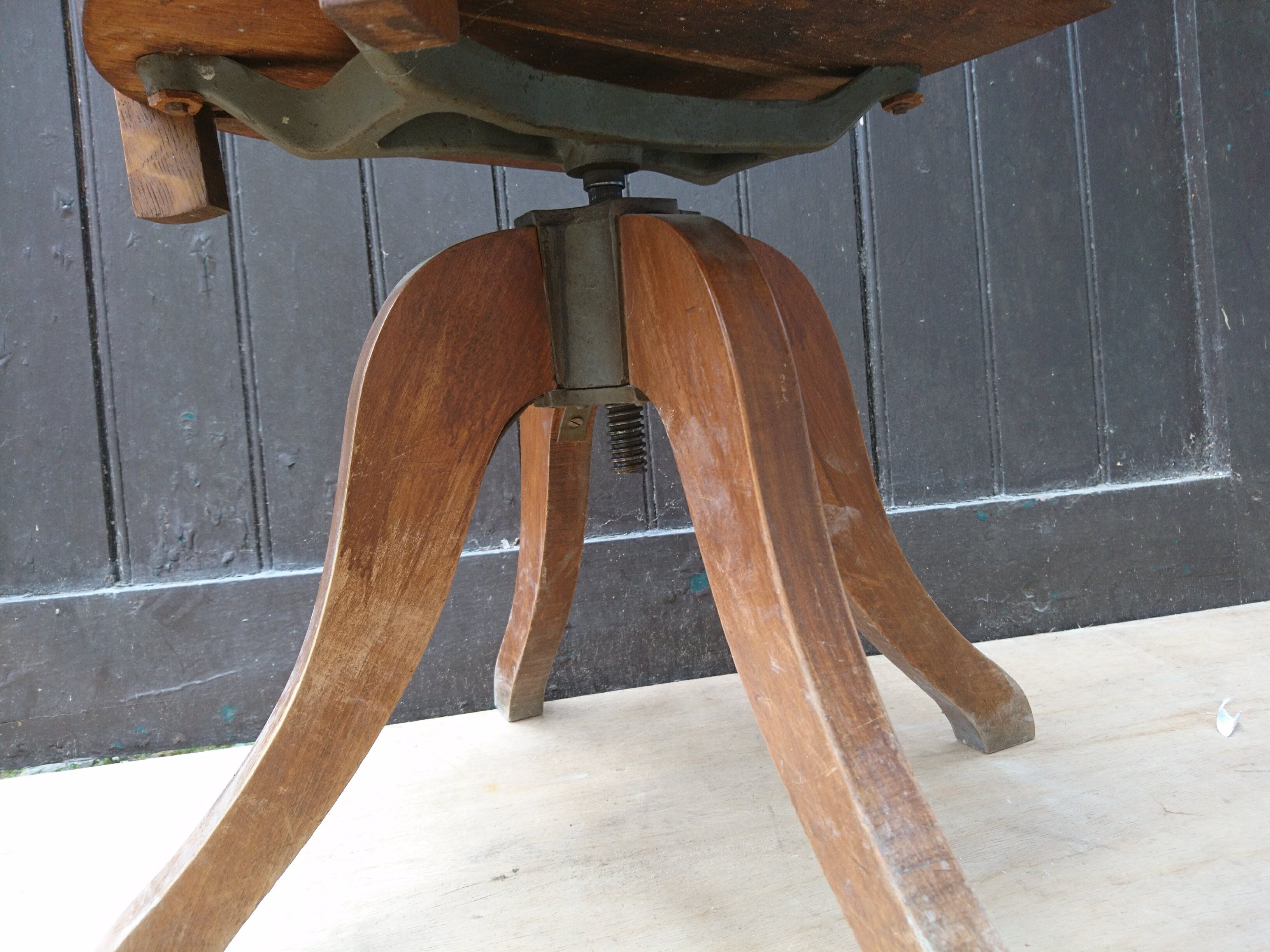 Chaise de bureau en chêne pivotante style américain