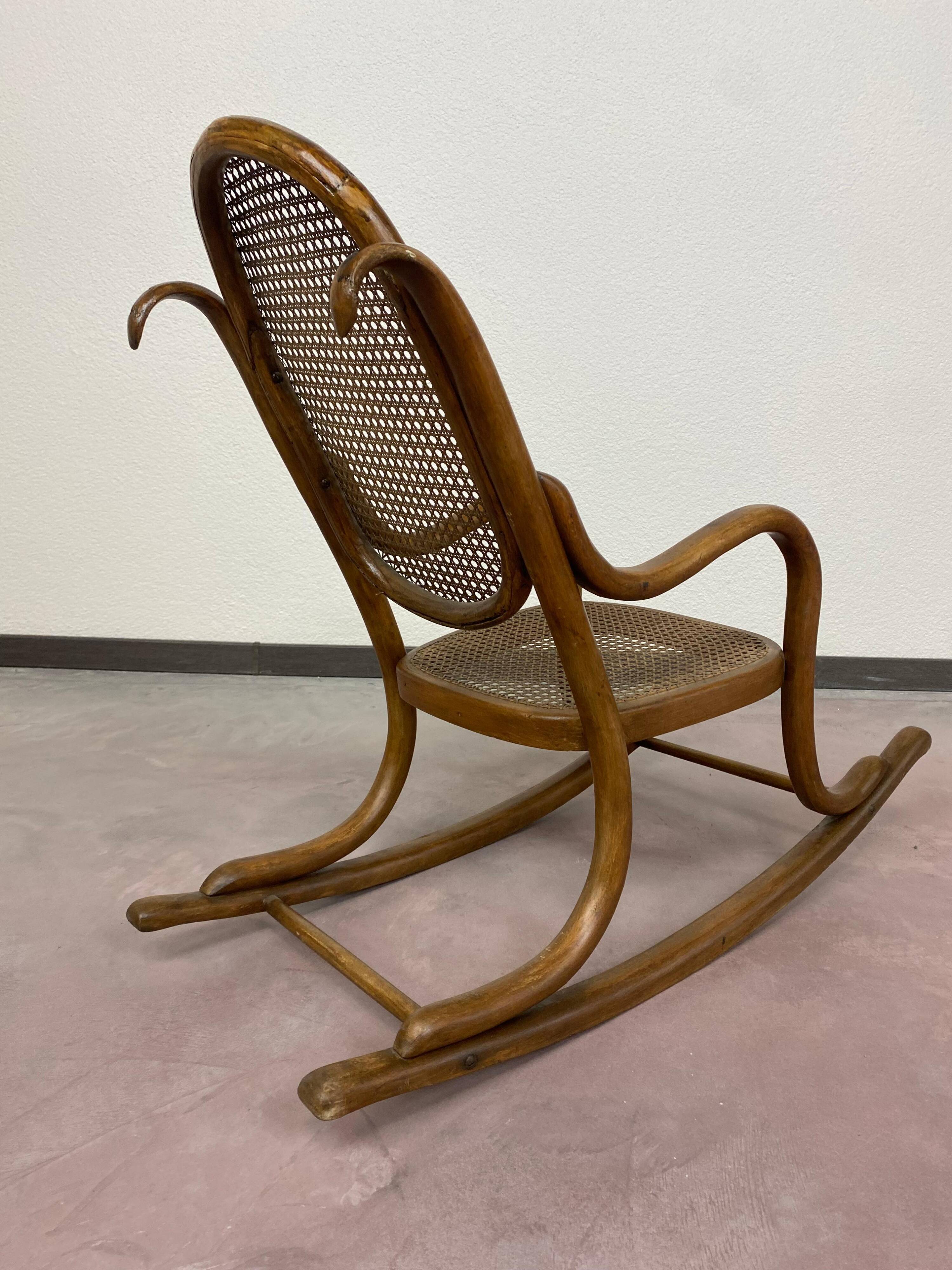 Chaise à bascule pour enfants n°2