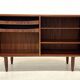 Buffet en palissandre par Gunni Omann, Danemark, années 1960.