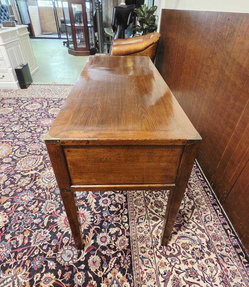 English Campaign Writing Desk