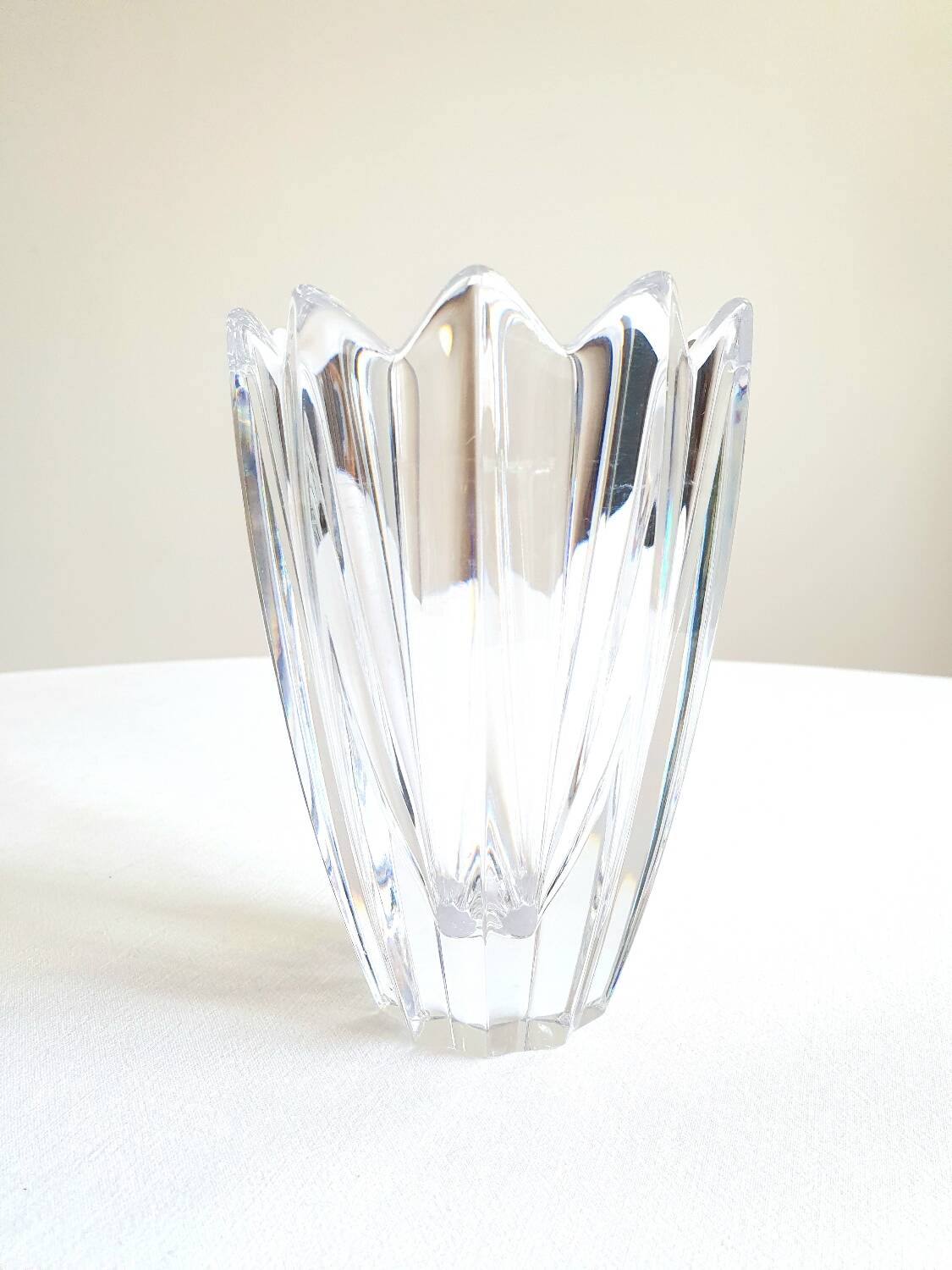 Vase tulipe en cristal suède 70s