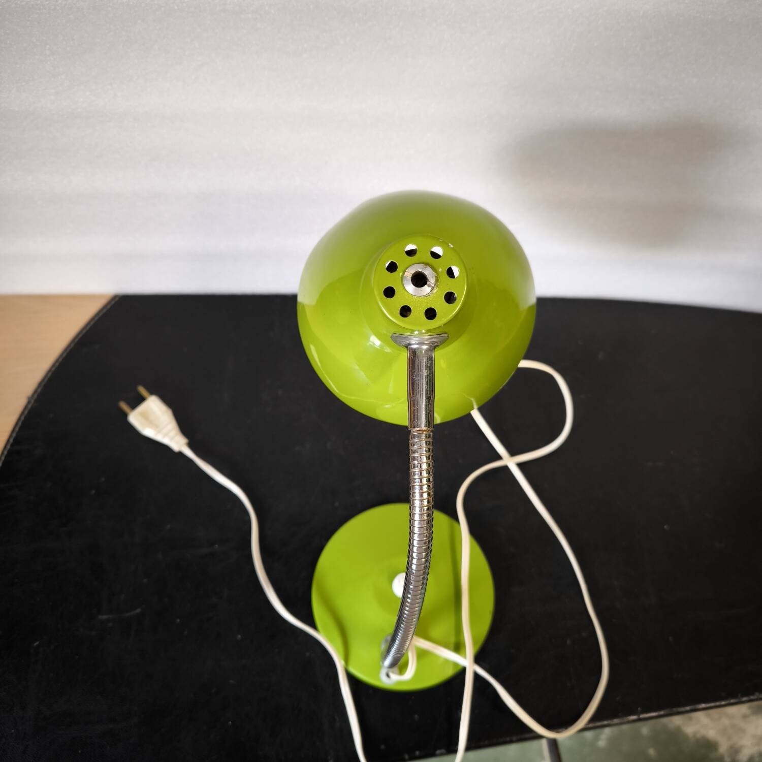 Desk lamp