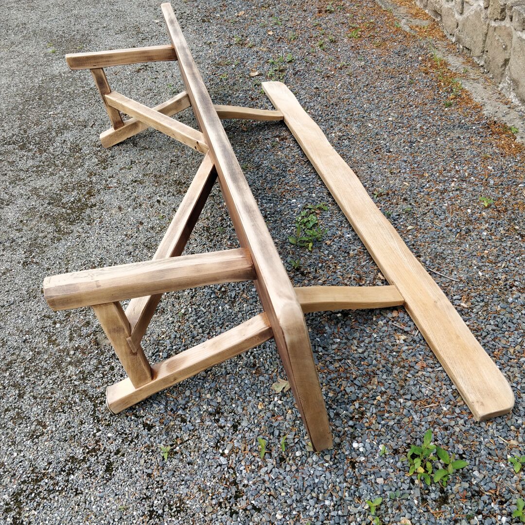 Wooden bench design brutalism