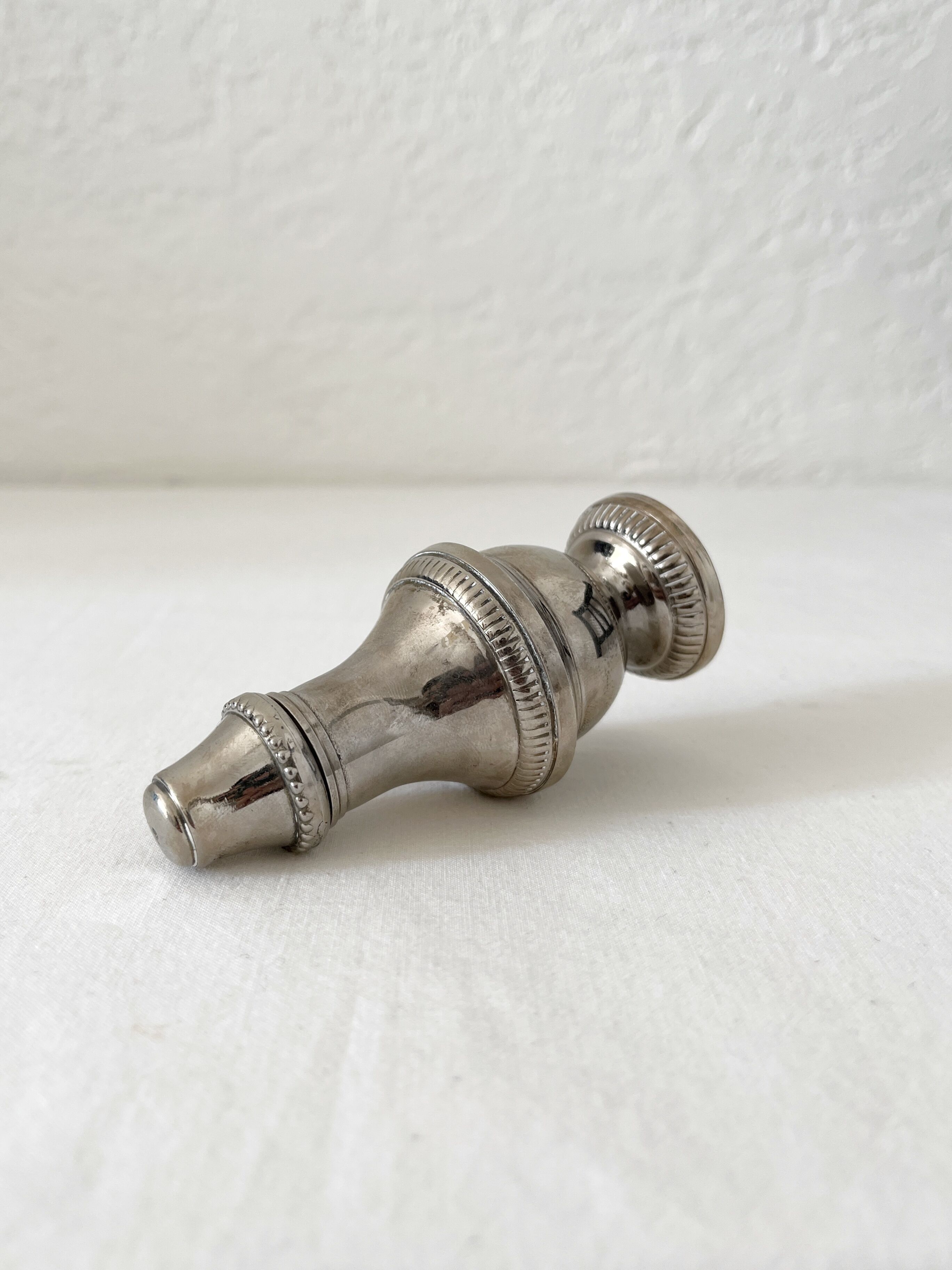 Vintage silver-plated metal salt or pepper shaker