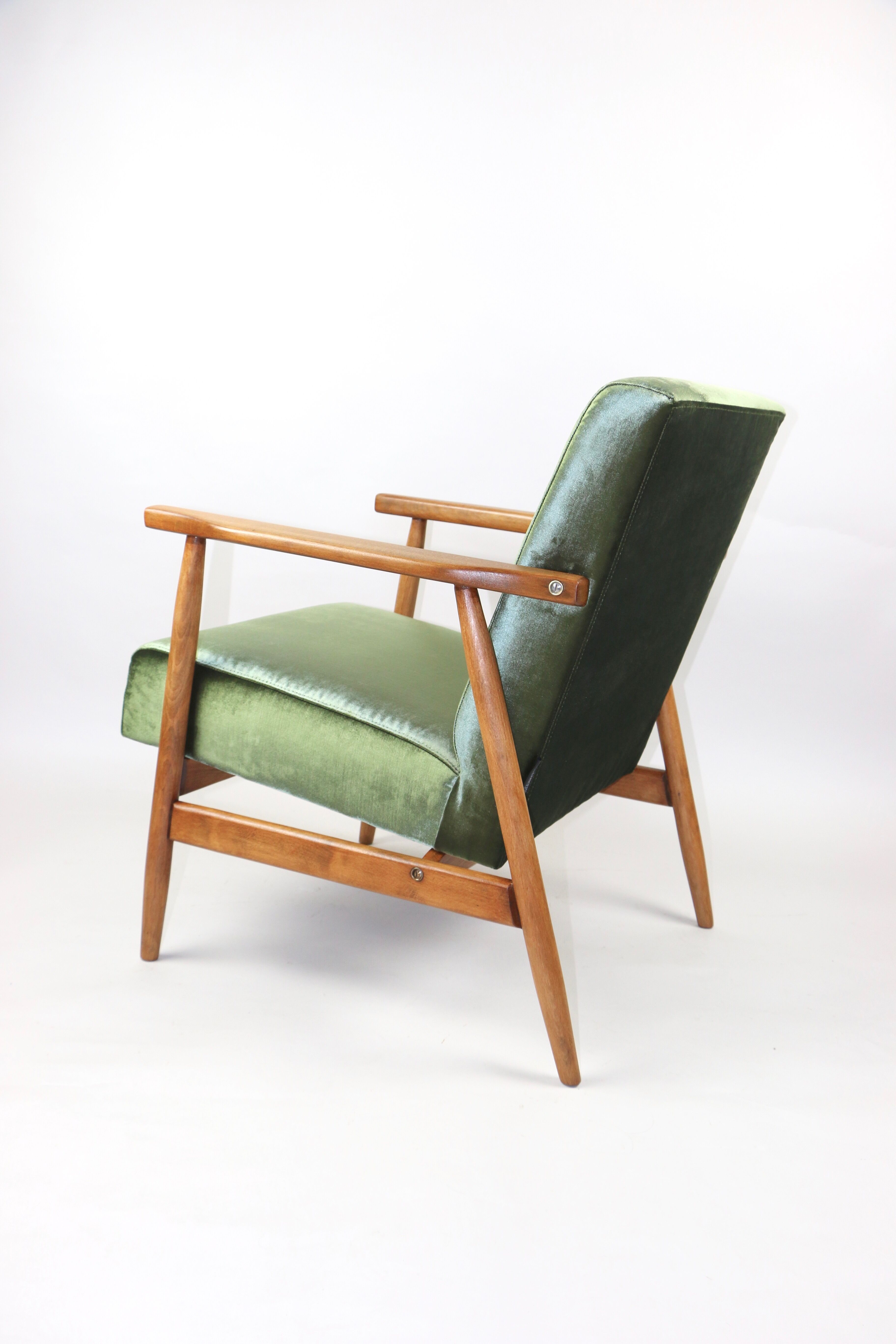 Vintage green velvet armchair, 1970