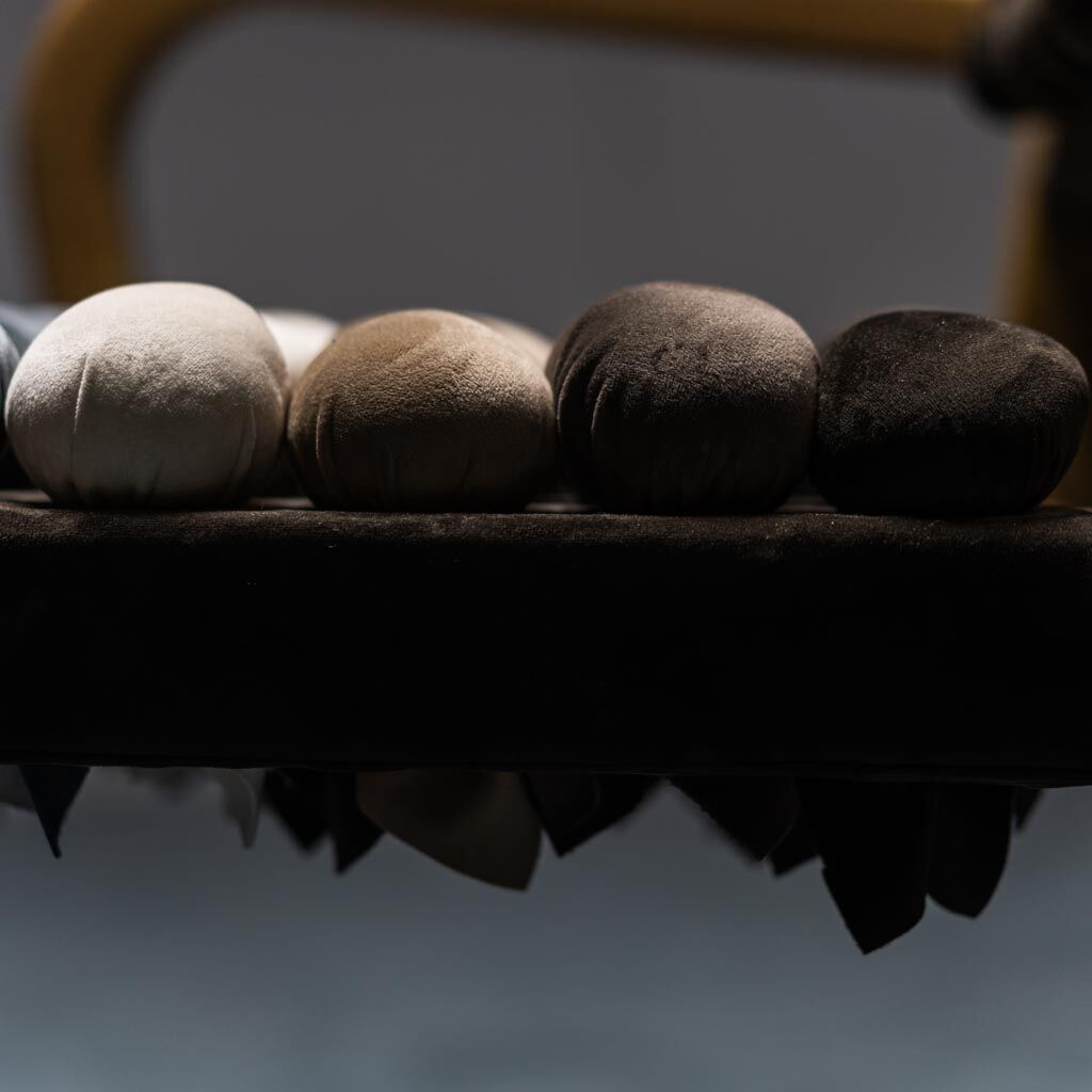 Pair of balls chairs 70s vintage modern