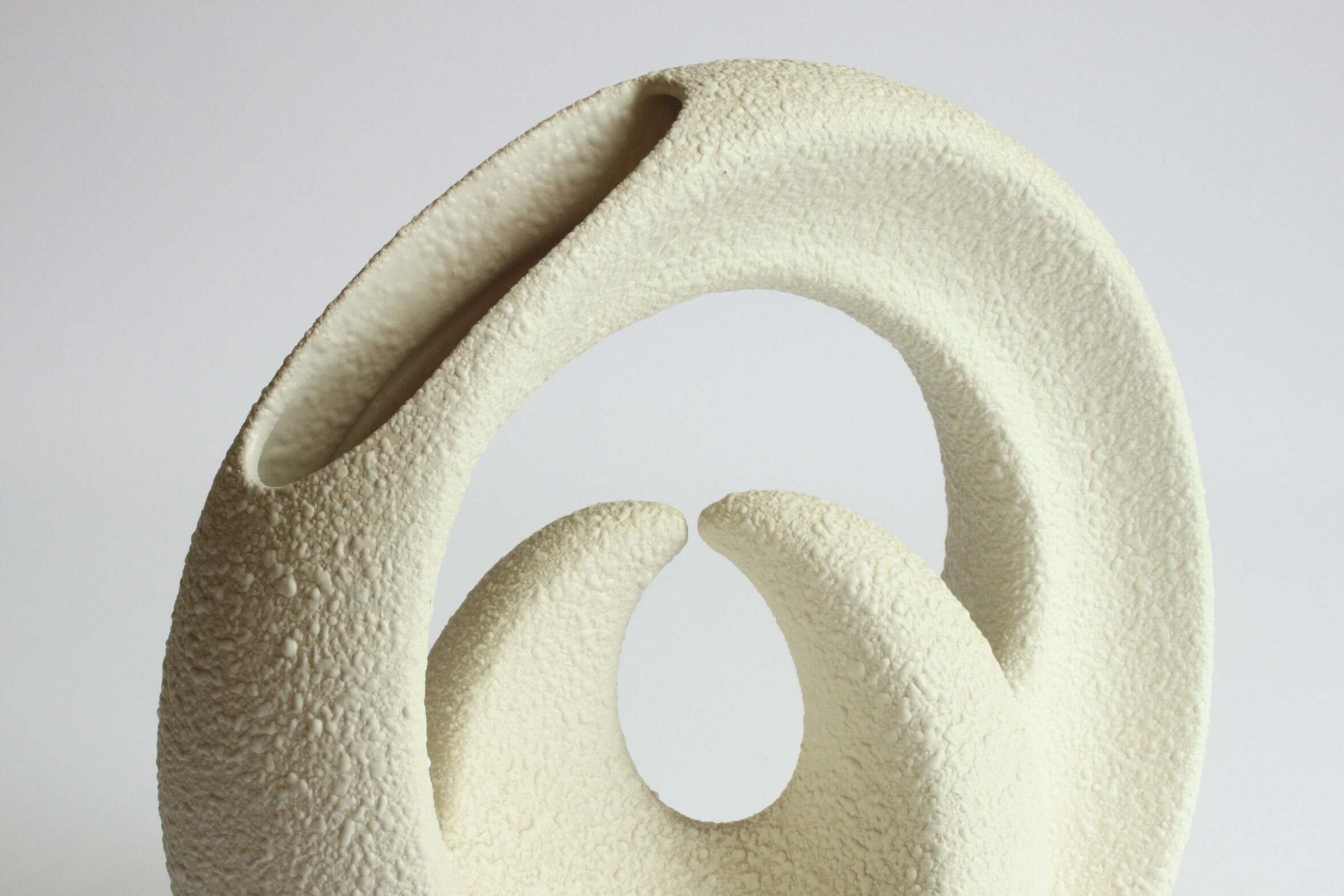 Vase cercles croisés de Roberto Rigon pour Bertoncello, Italie années 1970