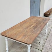 Rustic farmhouse bistro table in oak with Louis Philippe legs - 2m