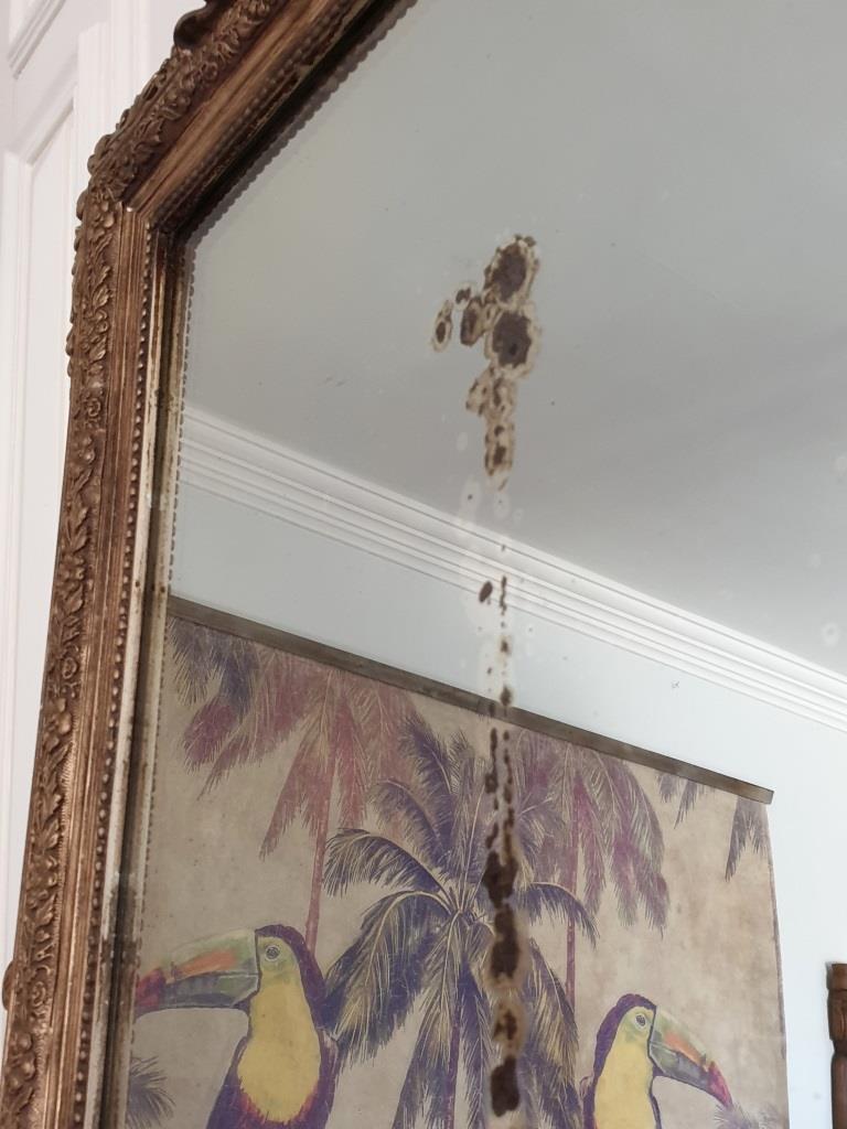 Ancient mirror with pediment 81x122cm