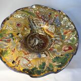 Coupe en verre émaillé décor médiéval 1900