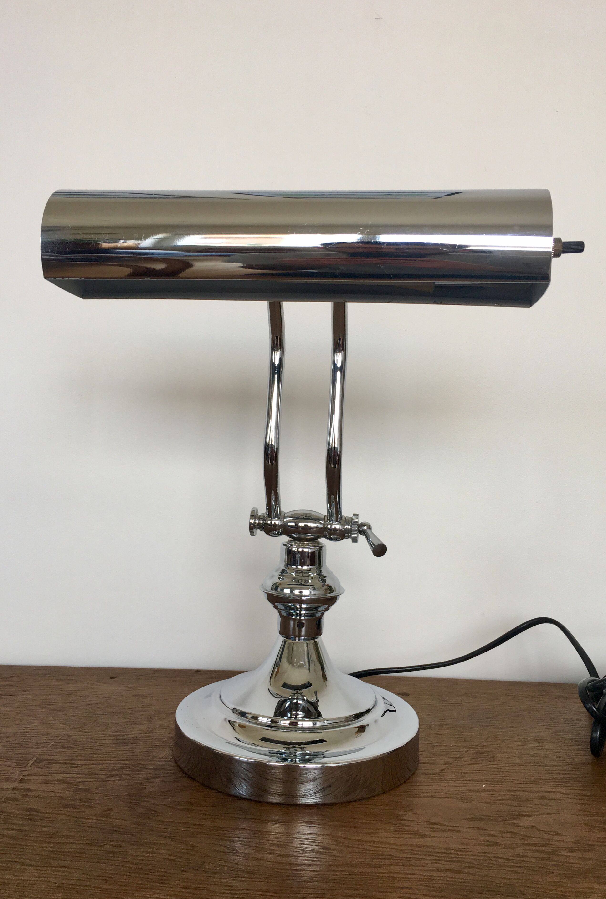 Notary lamp or banker in silver metal