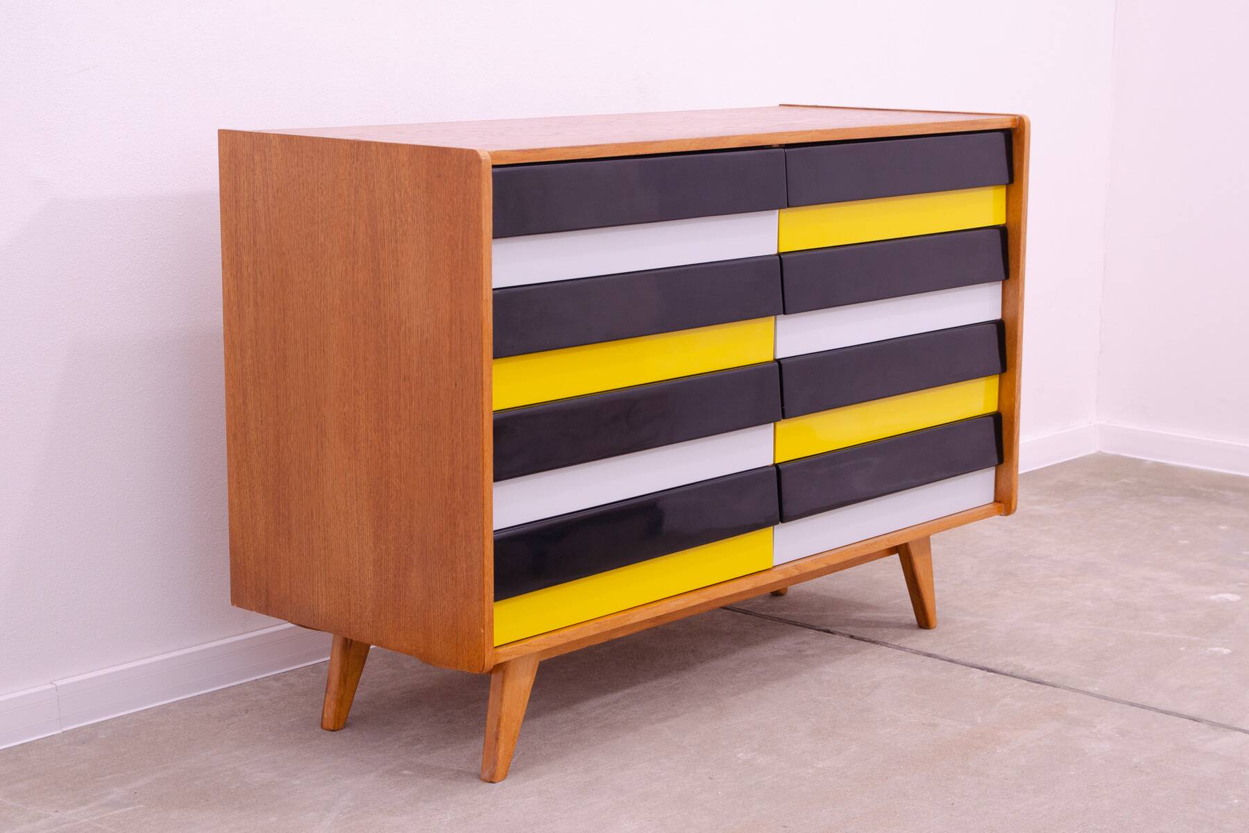 Commode vintage U-458 par Jiri Jiroutek, Tchécoslovaquie, 1960