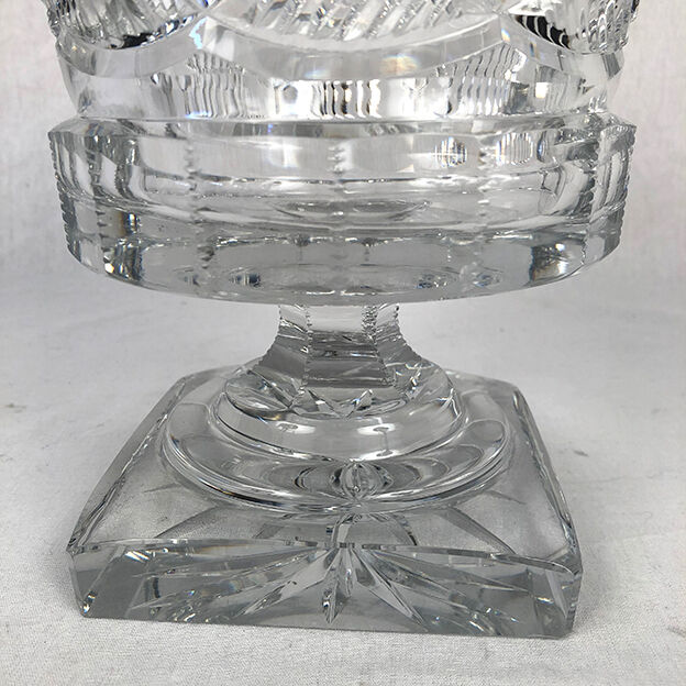 Cut on foot in cut crystal