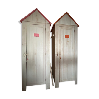 Beach cabin wardrobes