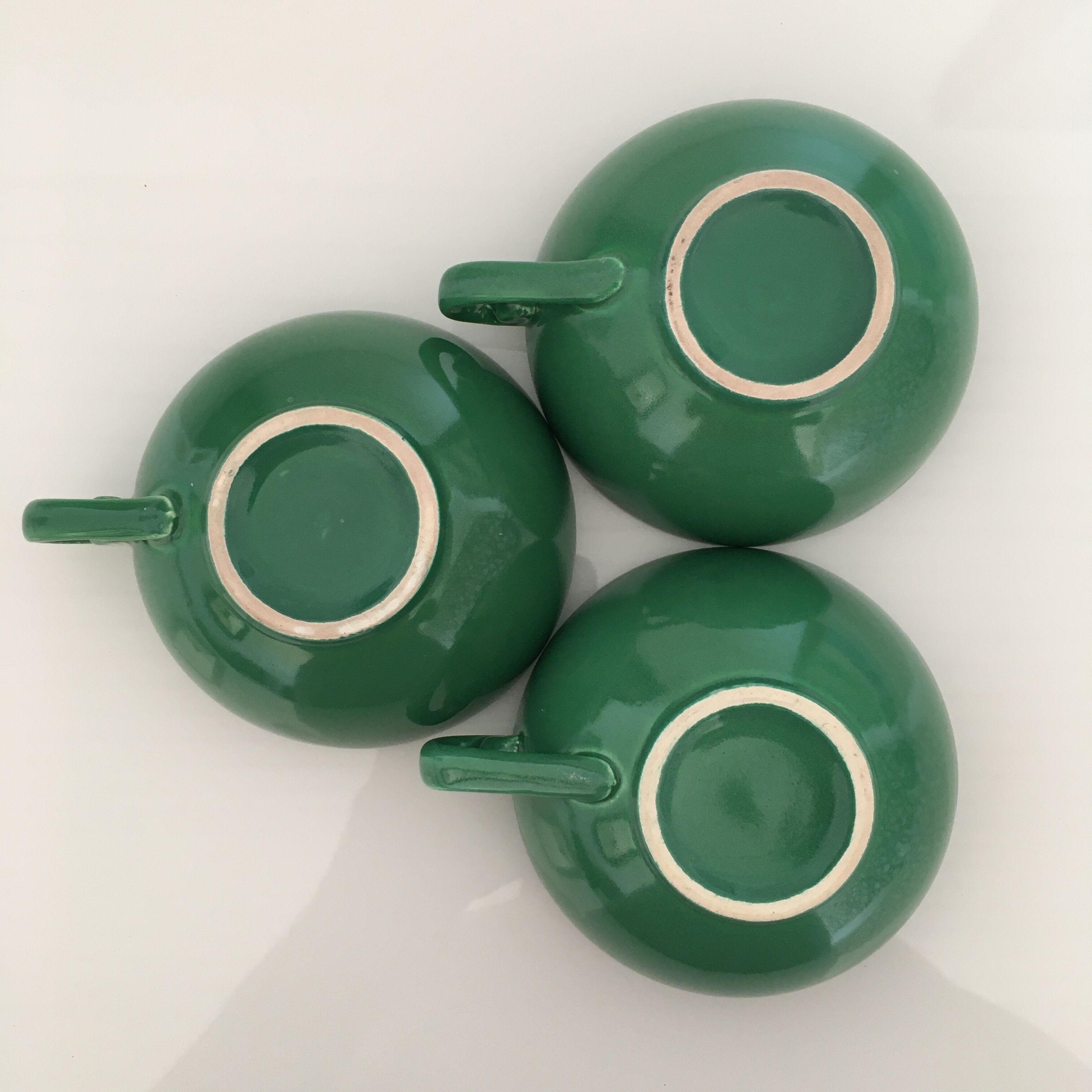 Set of 3 green cups