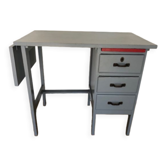 Children's desk