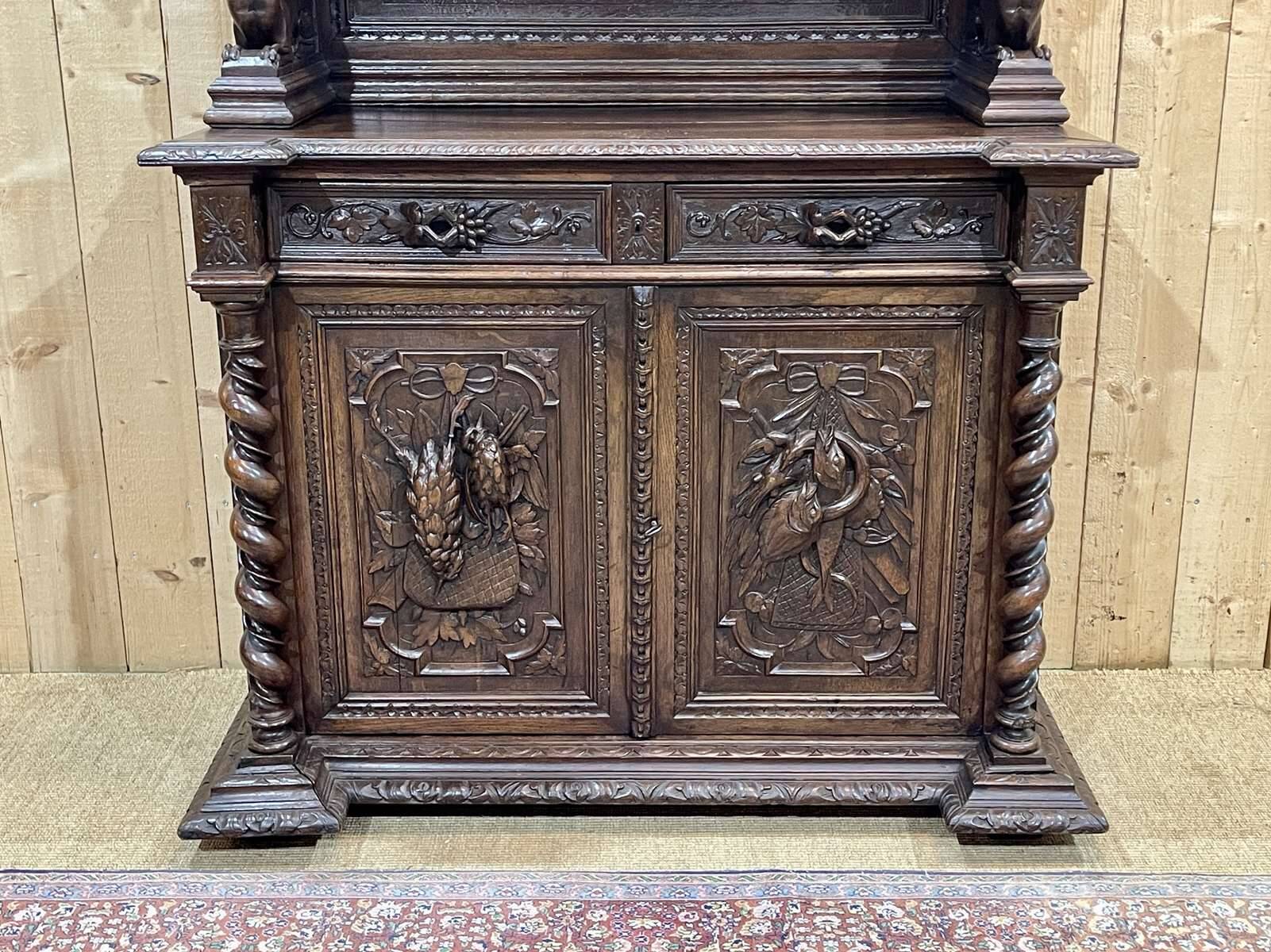 Two-part Renaissance oak buffet, 19th century