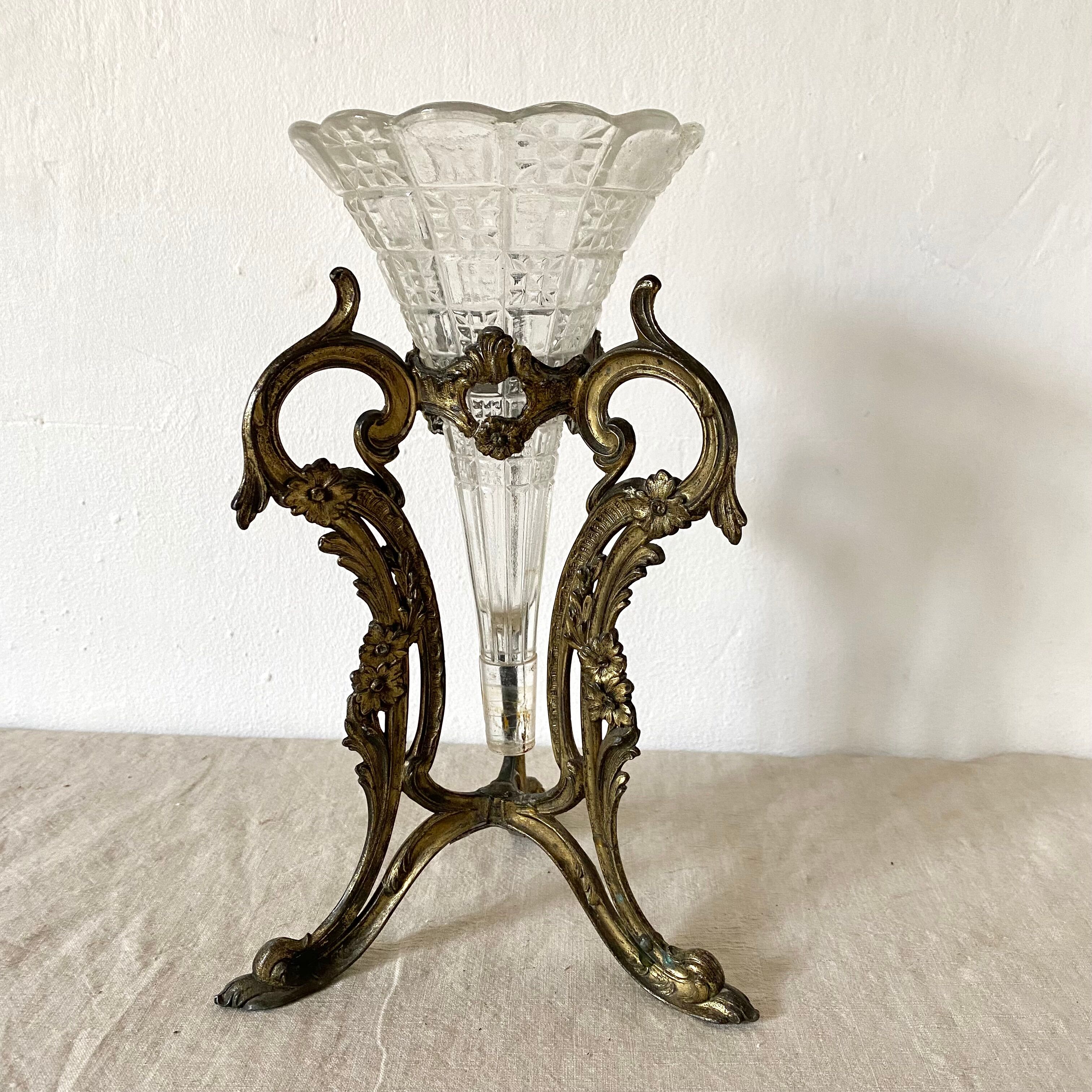 Art nouveau cornet vase