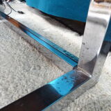 Extendable rise and fall table