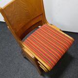 Stacking chair